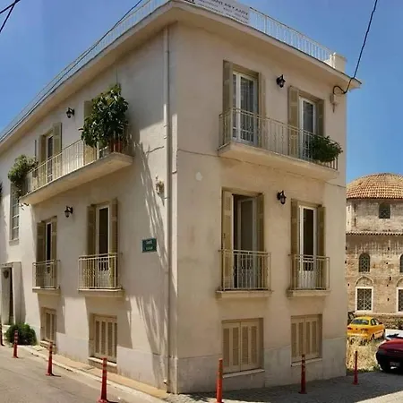 Efrosinι's Suites *